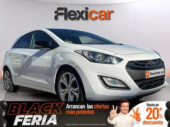 HYUNDAI i30 (1.6 CRDi 110cv Tecno Sky) en Madrid