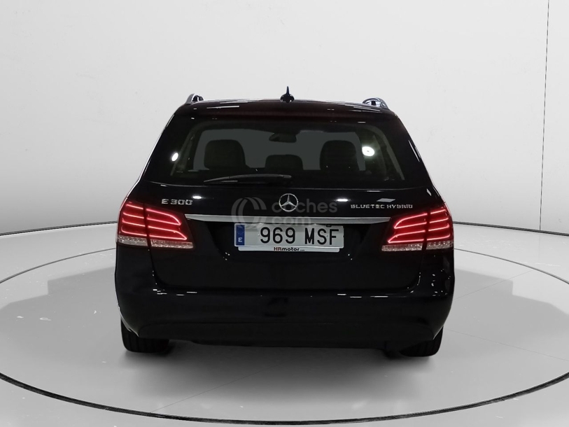 Foto del MERCEDES Clase E E 300 BT Hybrid 7G Plus