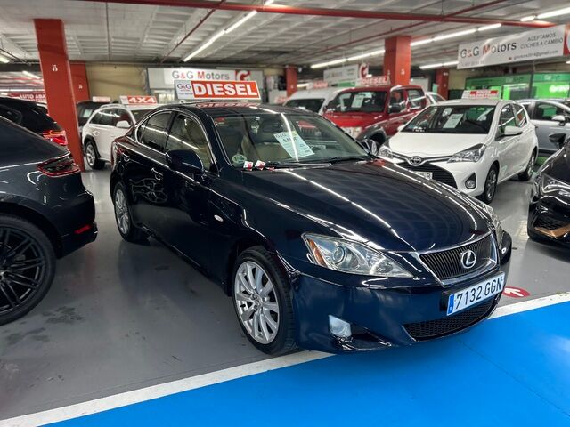 Foto del LEXUS IS 220d Sport