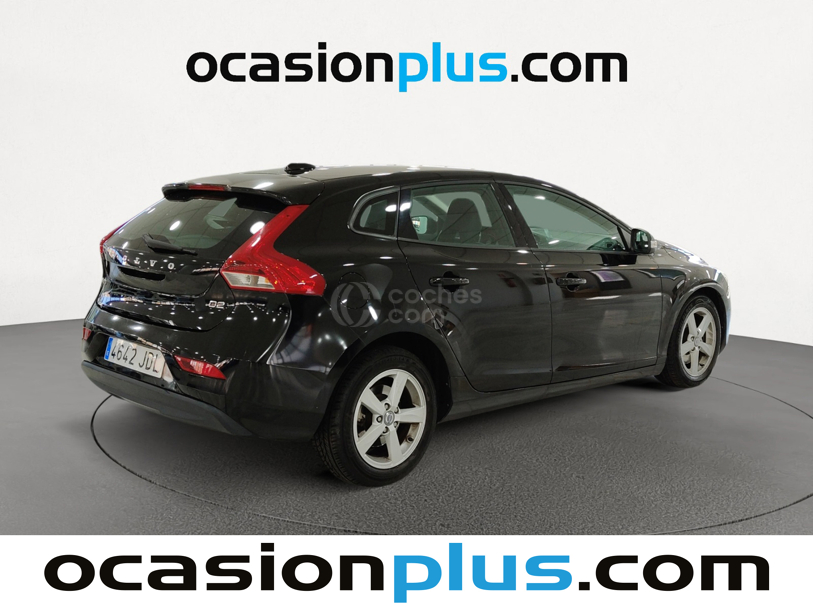 Foto del VOLVO V40 D2 Kinetic Aut. 115