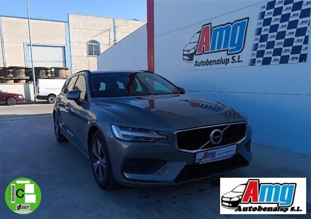 VOLVO V60 (D3 Kinetic) en Cádiz