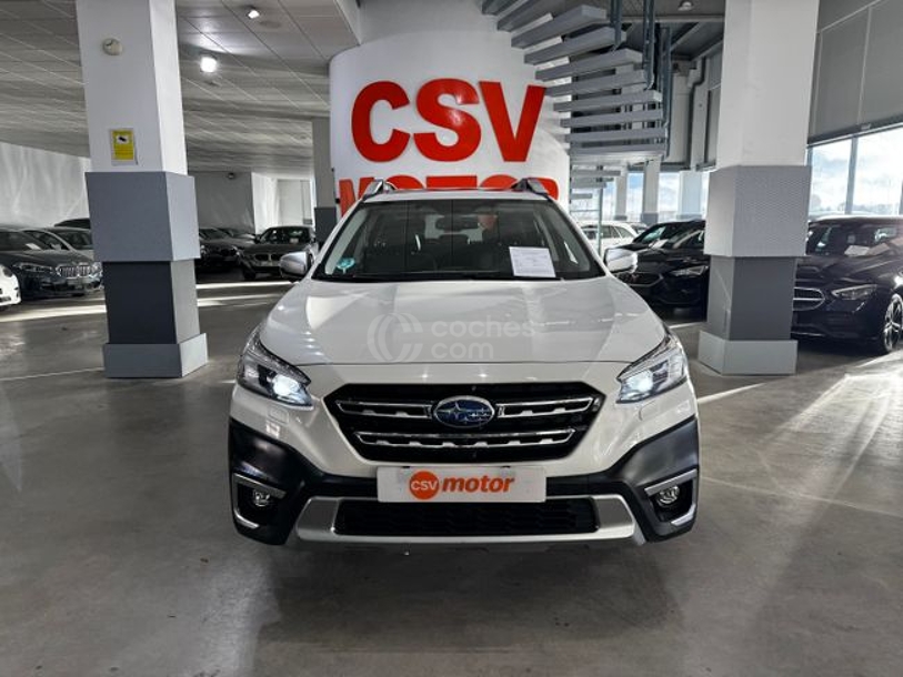 Foto del SUBARU Outback 2.5i Executive Plus S Black Edition CVT