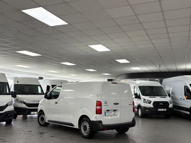 Foto del TOYOTA Proace Van Media L1 1.5D GX Plus 120