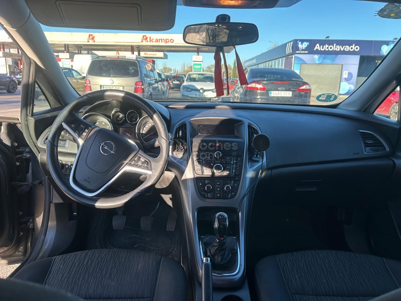 Foto del OPEL Astra 1.6CDTi S-S Business 110