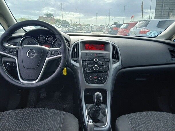 Foto del OPEL Astra 1.6CDTi Business + 110