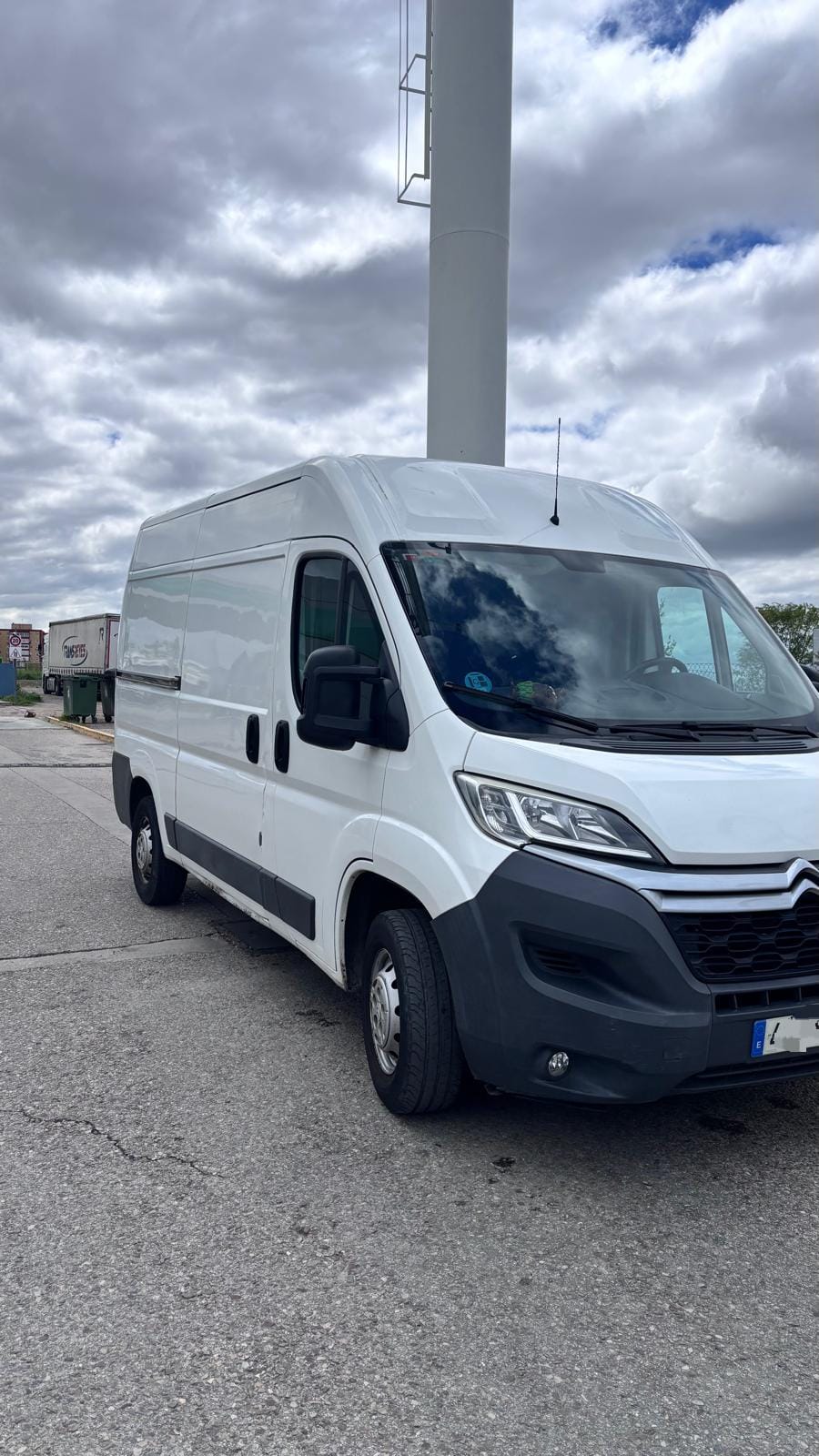 Foto del CITROEN Jumper Fg. 2.0BlueHDi 35 L2H2 110