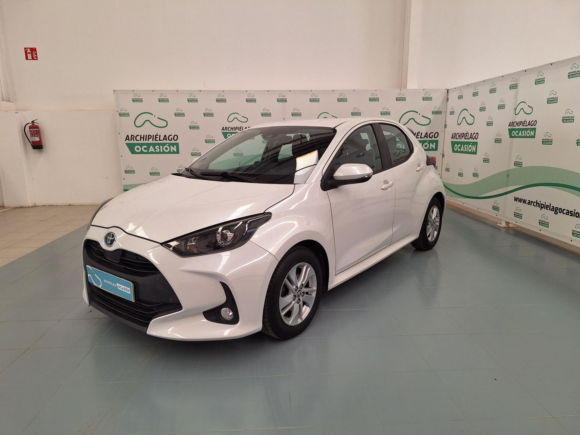 Foto del TOYOTA Yaris 120H 1.5 Style Premiere Edition