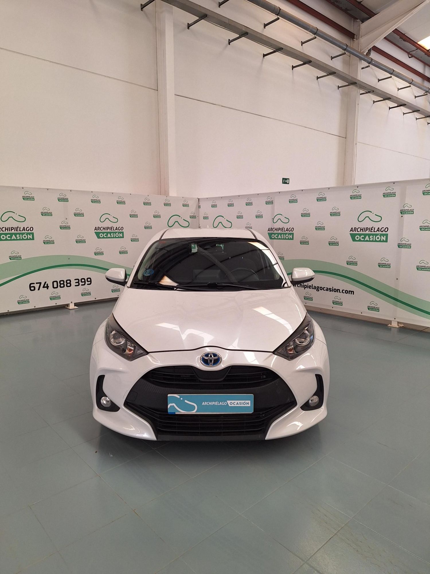Foto del TOYOTA Yaris 120H 1.5 Style Premiere Edition