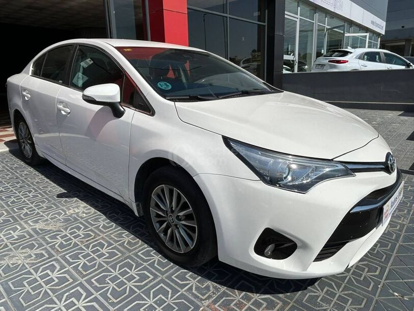 Foto del TOYOTA Avensis 115D Business