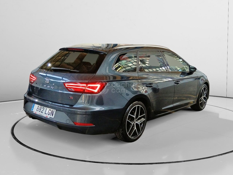 Foto del SEAT León 1.5 EcoTSI S&S DSG7 FR Fast Edition 150