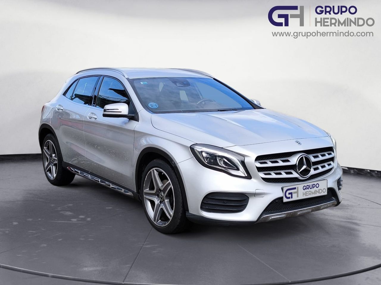 MERCEDES Clase GLA (200 D AMG LINE + PAQ ADVANTAGE+ SMARTPHONE INTEGRADO) e