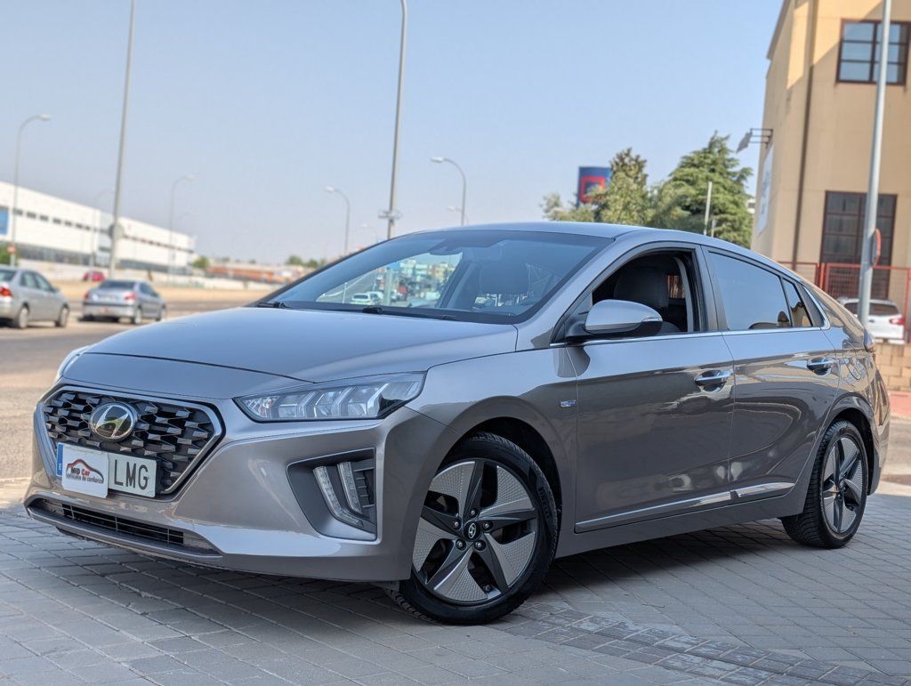 HYUNDAI Ioniq (HEV 1.6 GDI Tecno) en Madrid