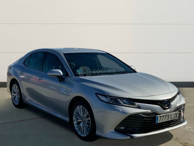 Foto del TOYOTA Camry Híbrido Advanced Aut.