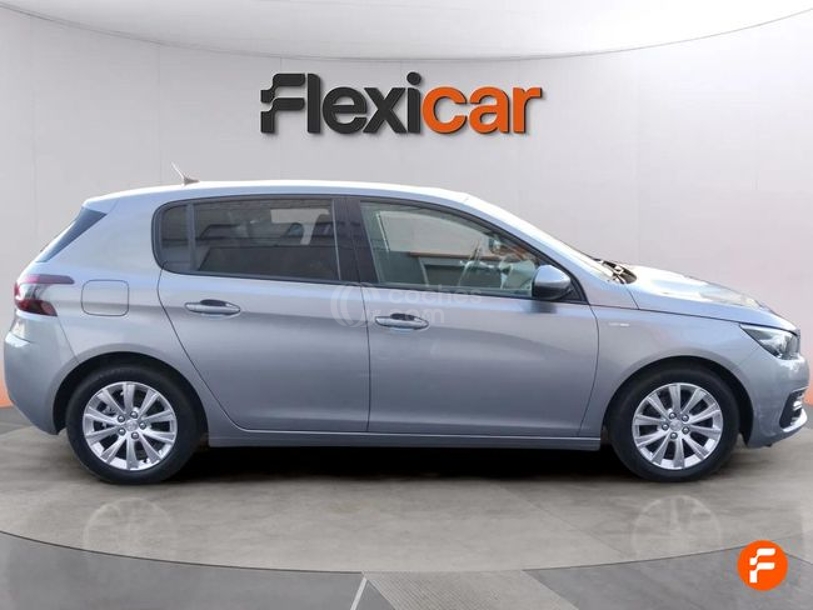 Foto del PEUGEOT 308 1.2 PureTech S&S Style 130