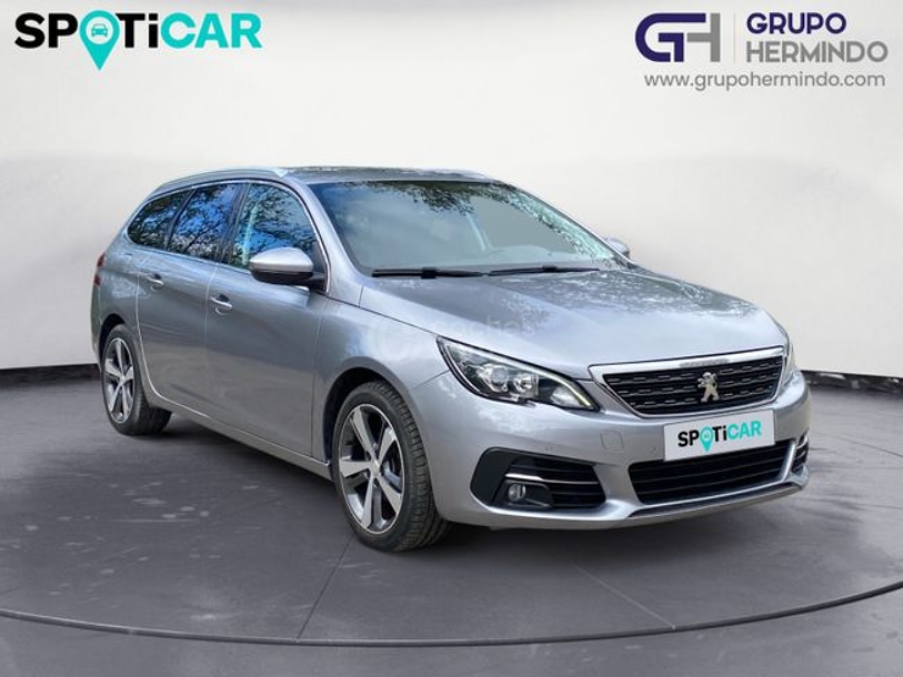 Foto del PEUGEOT 308 SW 1.2 PureTech S&S Allure 130