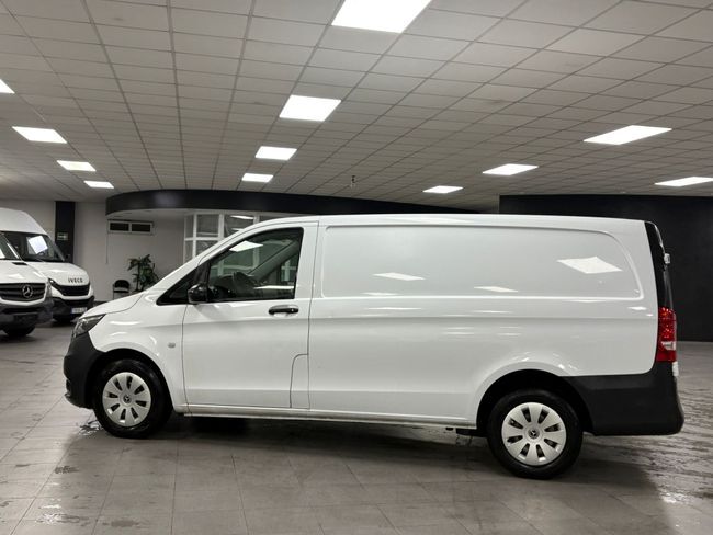 Foto del MERCEDES Vito Furgón 111CDI Larga