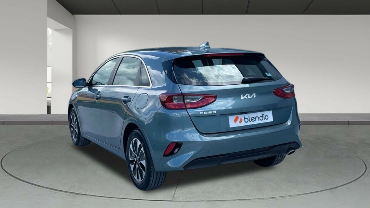 Foto del KIA Ceed 1.0 MHEV Drive DCT 100