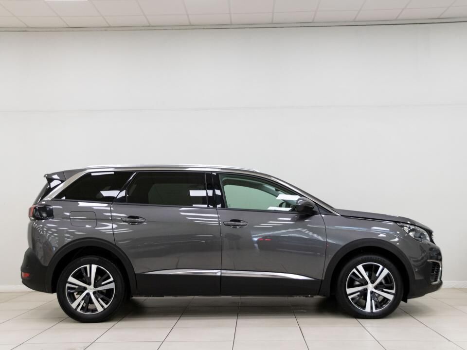 Foto del PEUGEOT 5008 1.2 PureTech S&S Allure 130