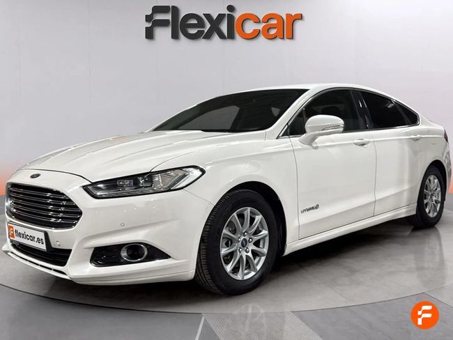 Foto del FORD Mondeo Sedán 2.0 HEV Titanium