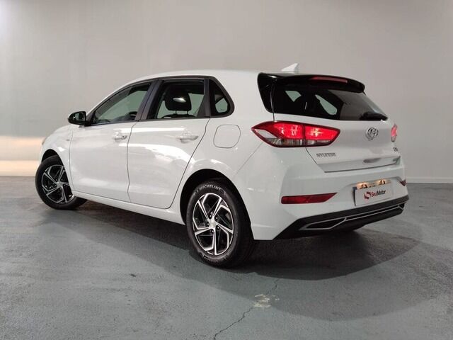Foto del HYUNDAI i30 1.0 TGDI Klass 48V 120