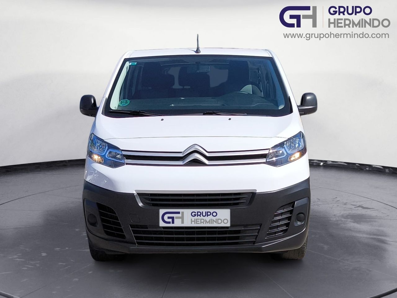 Foto del CITROEN Jumpy Combi BlueHDI Talla M Confort 100