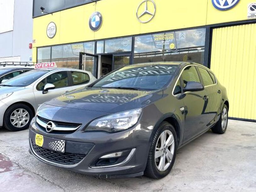 Foto del OPEL Astra ST 1.7CDTi S-S Excellence