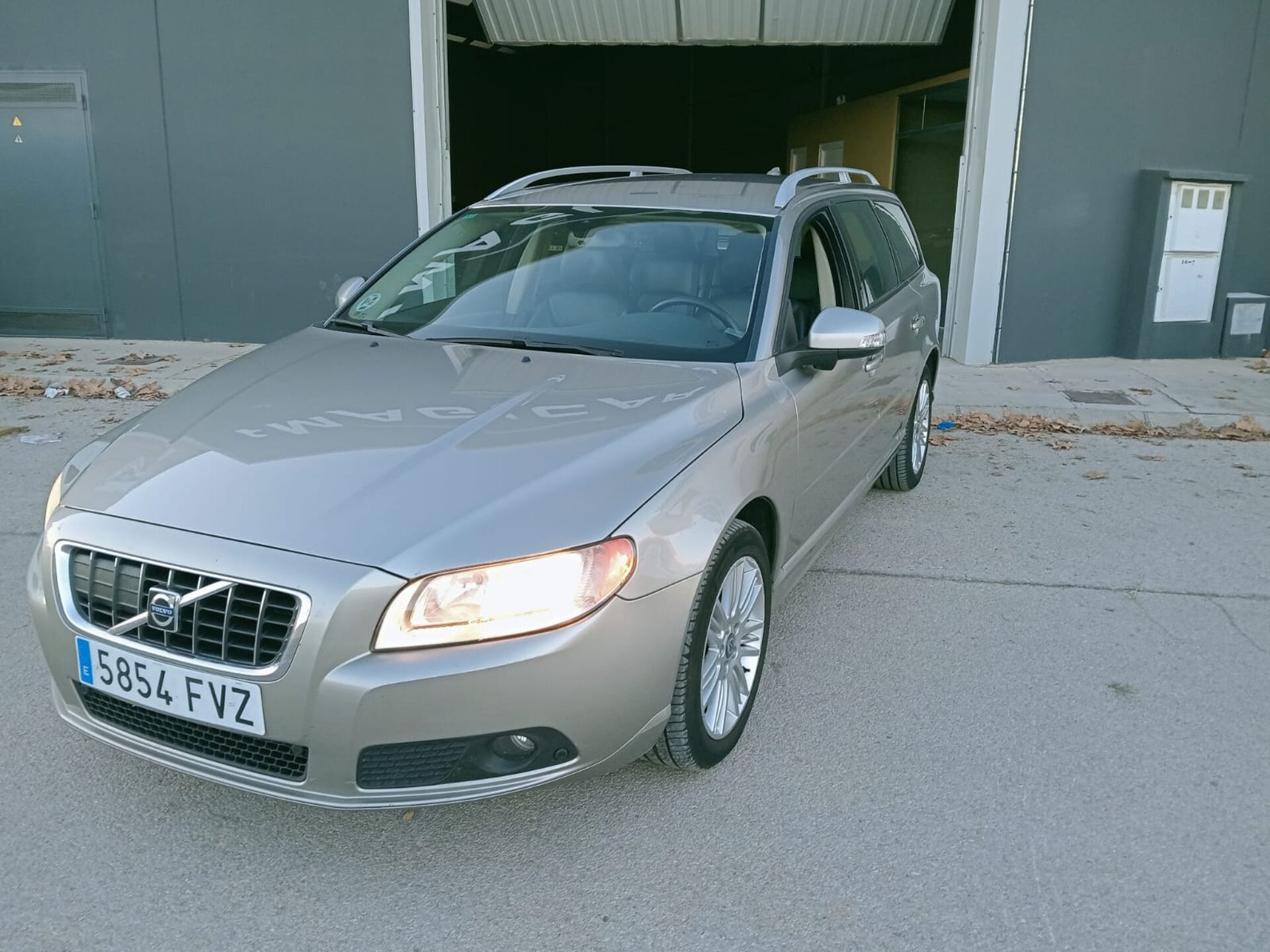 Imagen 1 de VOLVO V70