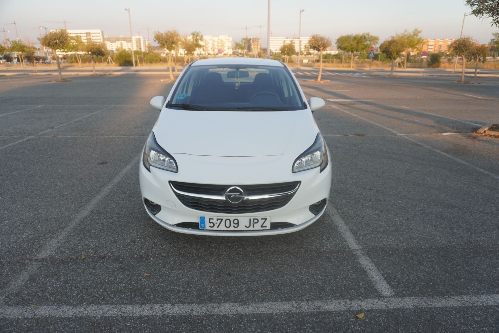 Foto del OPEL Corsa 1.4 Selective 90