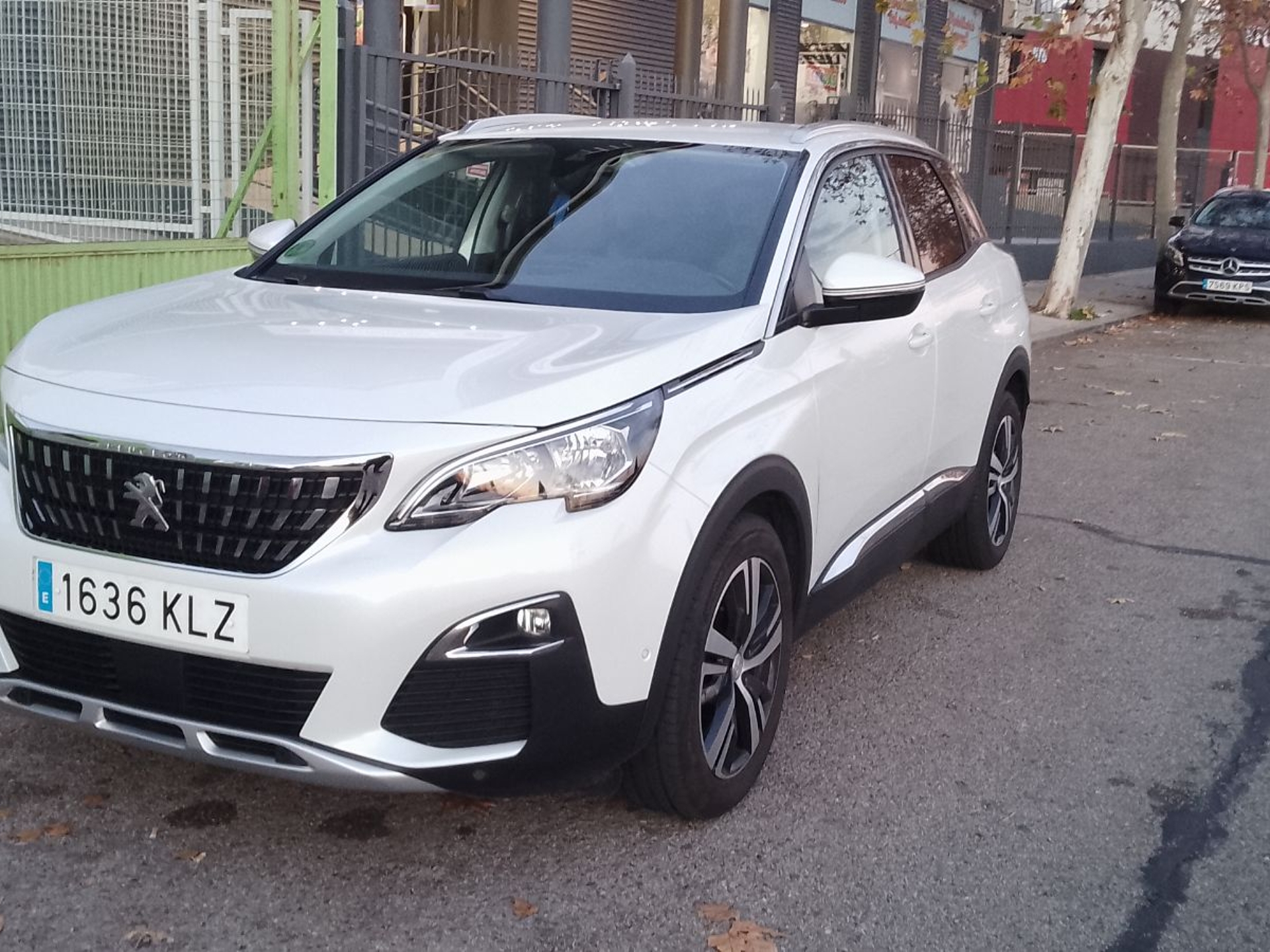 Imagen de PEUGEOT 3008