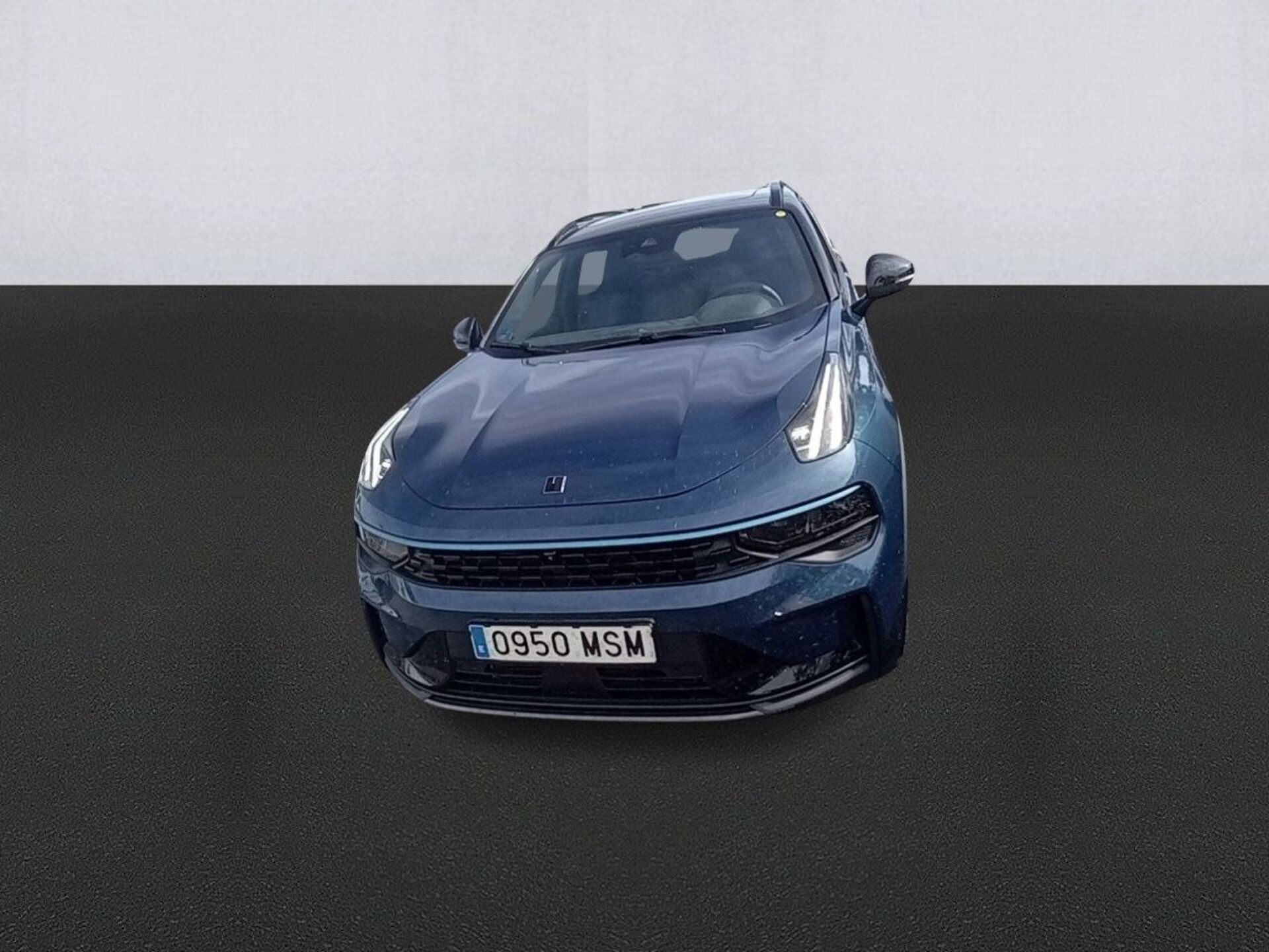 Imagen 2 de LYNK & CO 01