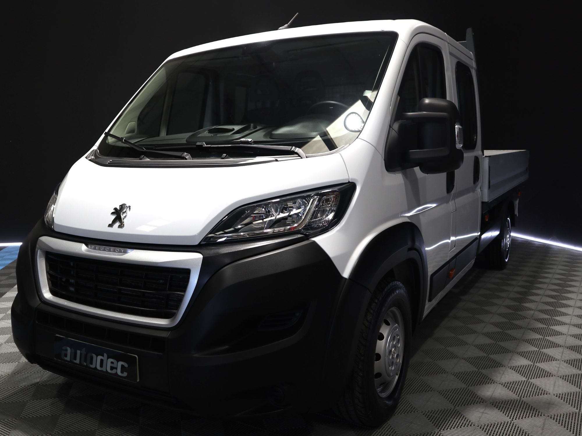 Foto del PEUGEOT Boxer Chasis DCb. 2.2 BlueHDI 3.5 L3 Heavy S&S 140