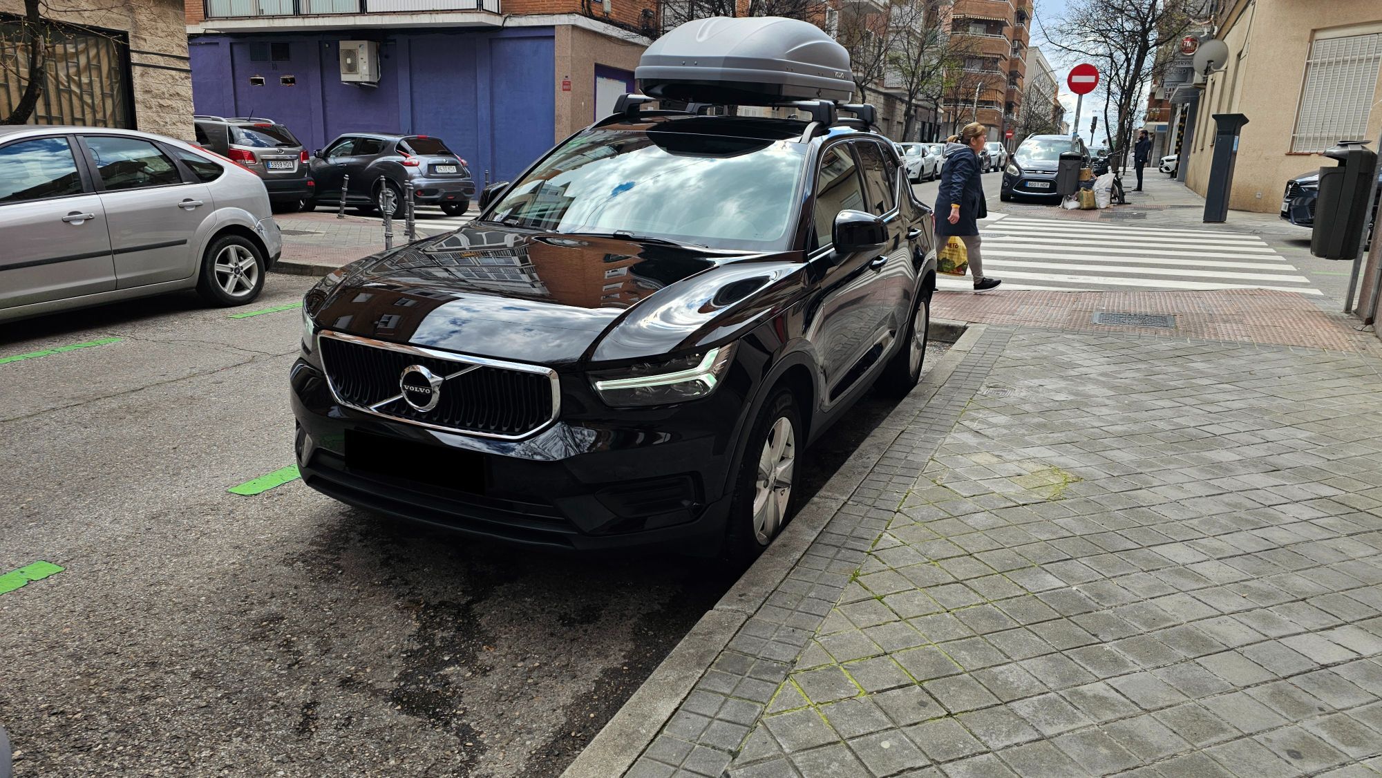 Foto del VOLVO XC40 T2 Momentum Core Aut.