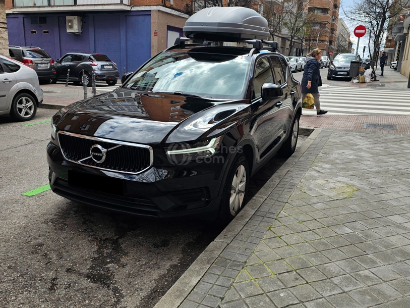 Foto del VOLVO XC40 T2 Momentum Core Aut.