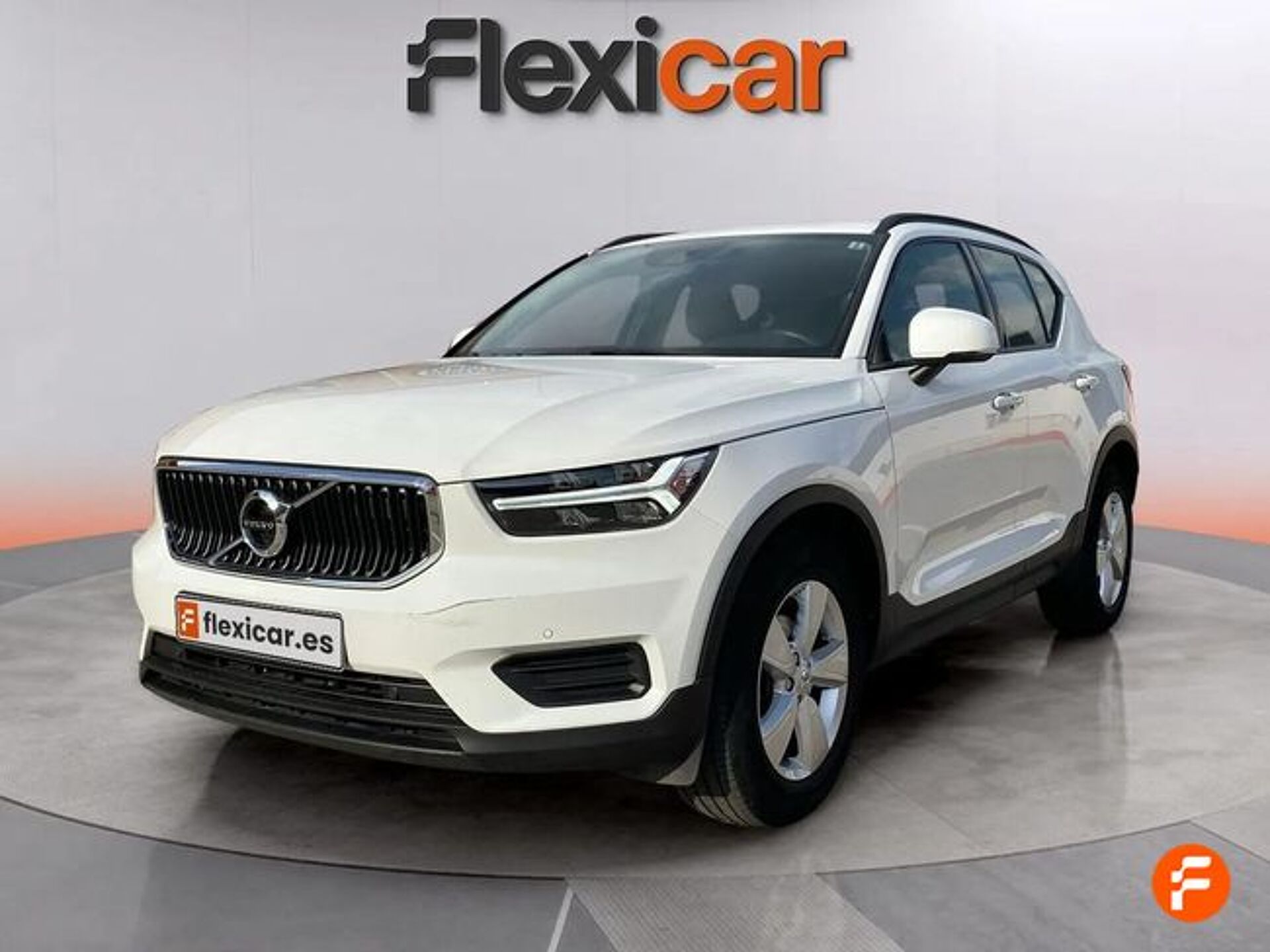 Imagen 3 de VOLVO XC40