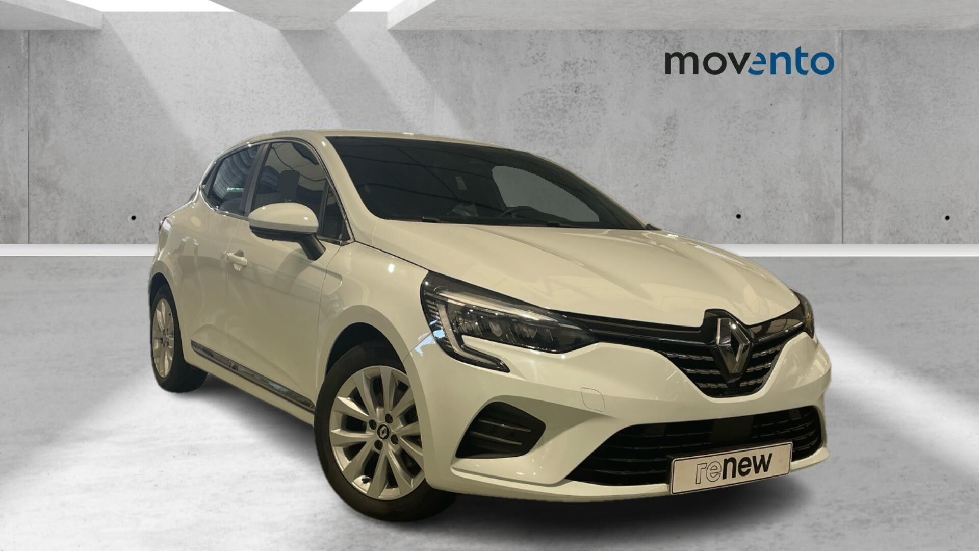 RENAULT Clio (Zen E-Tech Híbrido 103 kW (140 CV)) en Barcelona