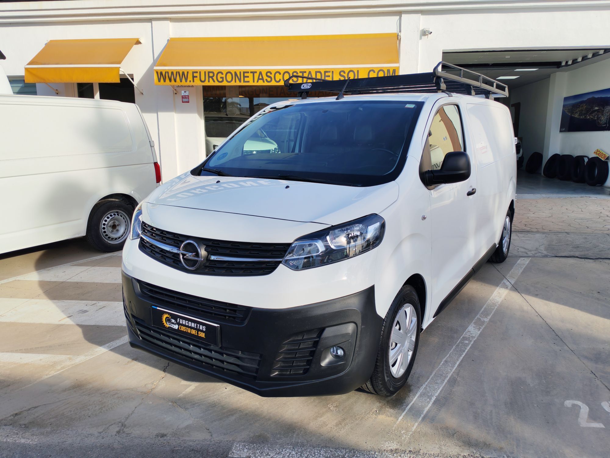 Foto del OPEL Vivaro Furgón 1.5D M Carga Standard Express 100