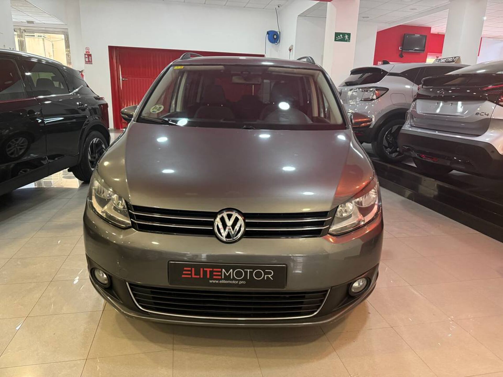 Imagen 2 de VOLKSWAGEN Touran