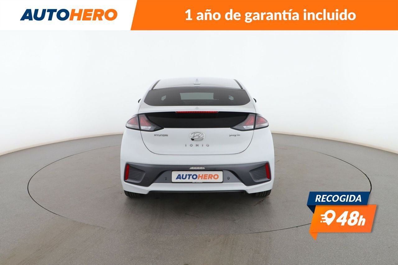 HYUNDAI Ioniq (1.6 Plug-in Hybrid Tecno) en Madrid