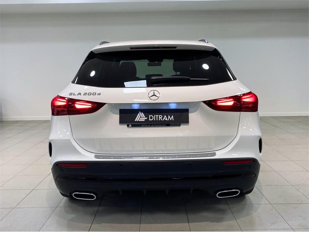Foto del MERCEDES Clase GLA GLA 200d 8G-DCT