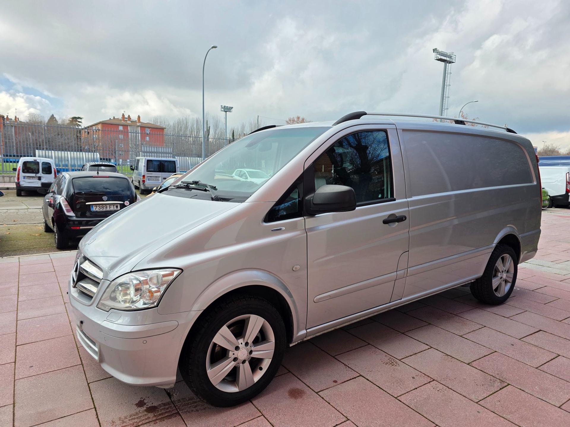 Imagen de MERCEDES Vito