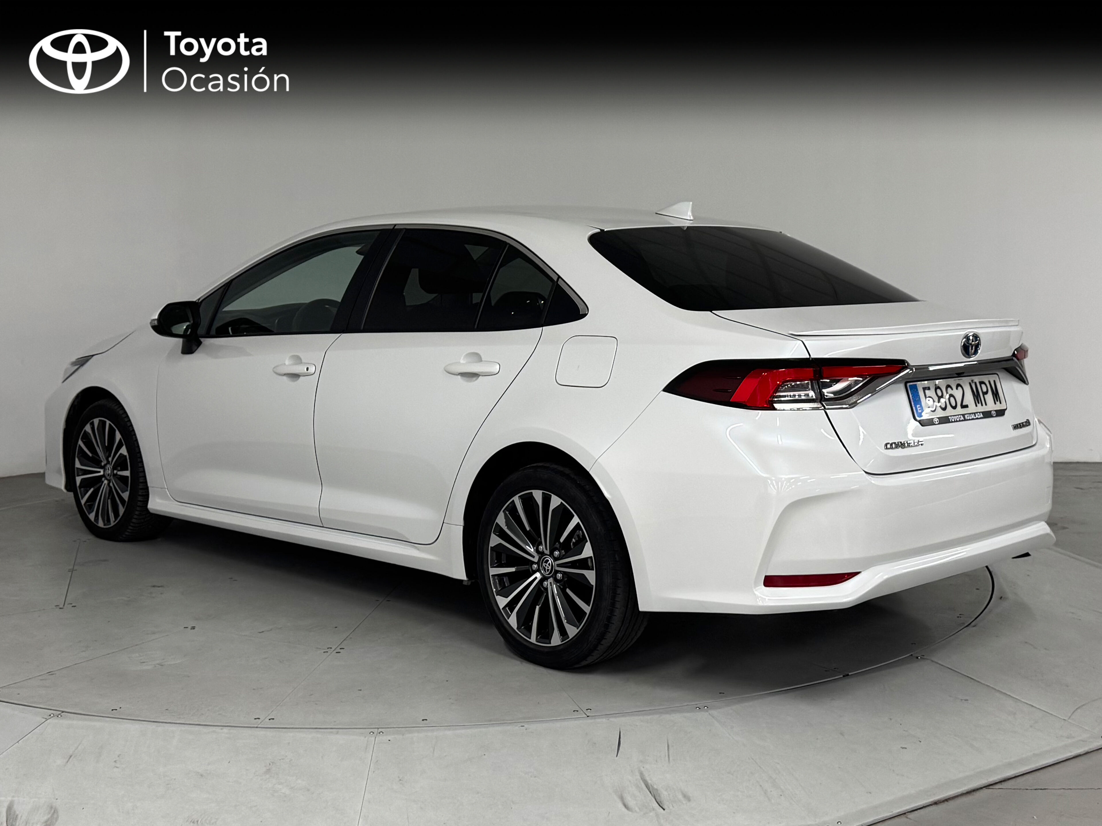 Foto del TOYOTA Corolla Sedán 140H Style Plus