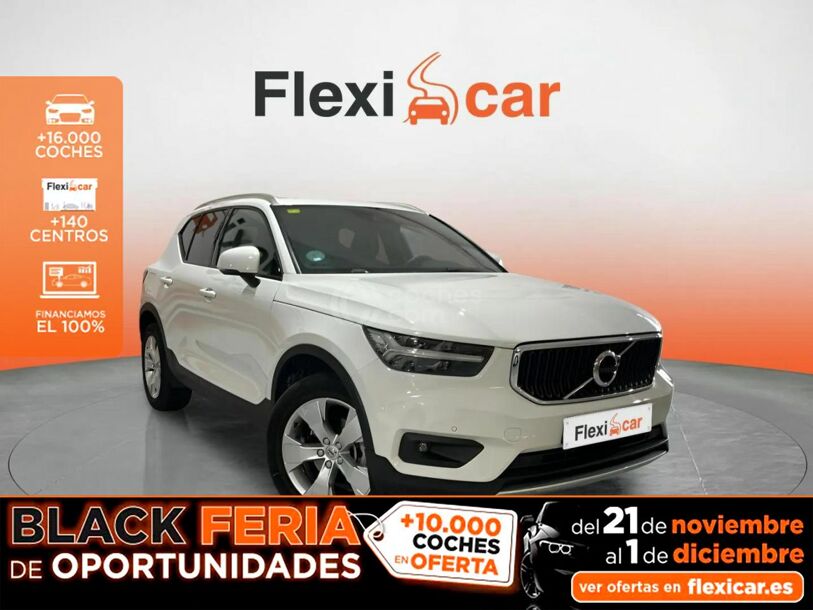 Foto del VOLVO XC40 T2 Momentum Core Aut.