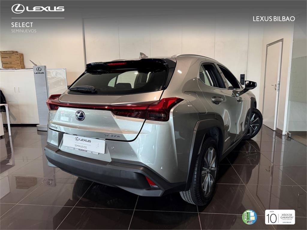 Foto del LEXUS UX 300e Business