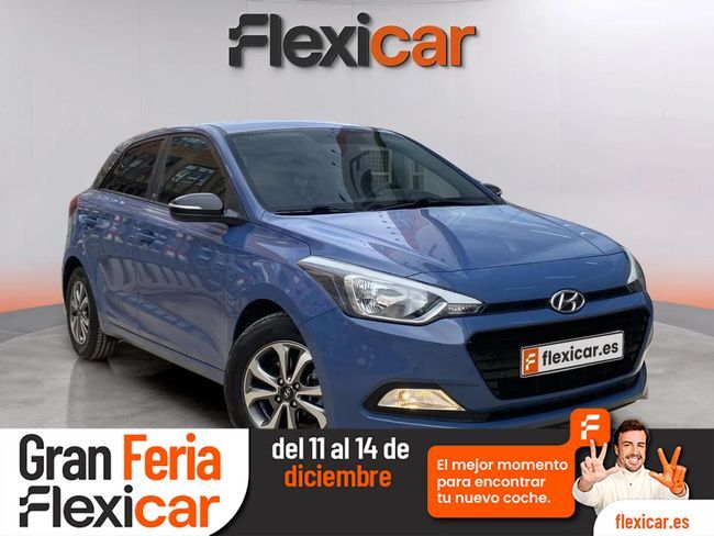 HYUNDAI i20 (1.2 MPI 62kW (85CV) Essence) en Murcia