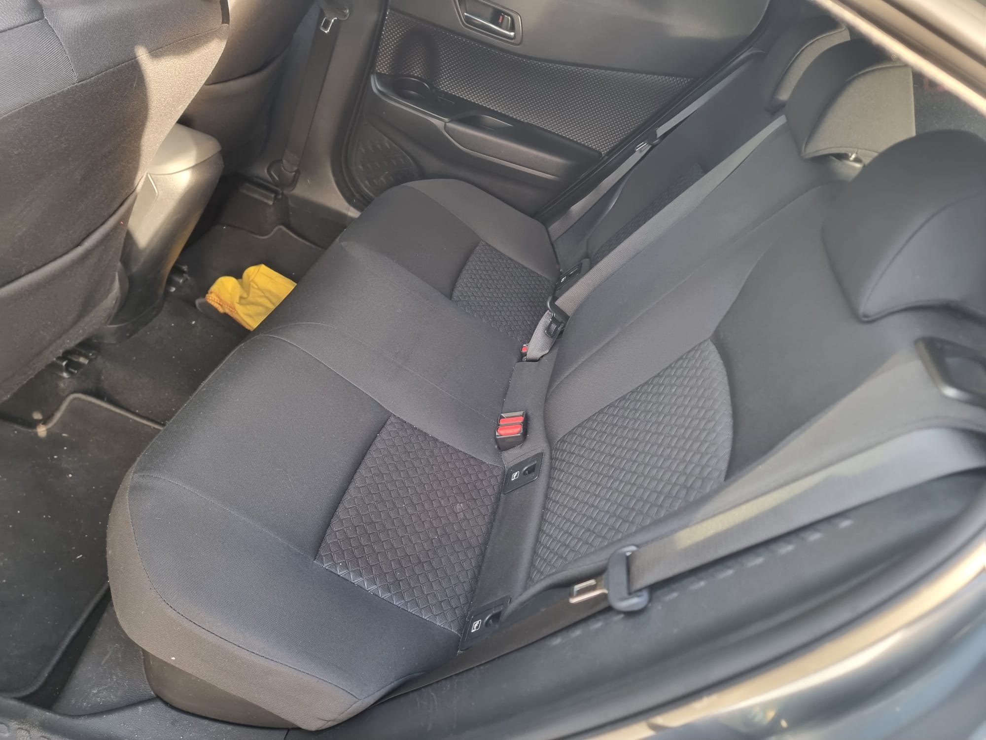 Foto del TOYOTA C-HR 125H Advance