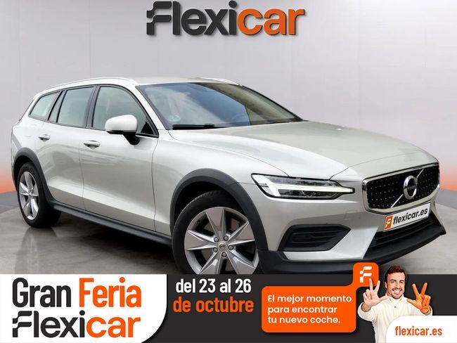 VOLVO V60 (2.0 D4 Momentum Auto) en Valladolid