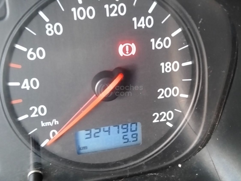 Foto del VOLKSWAGEN Multivan 2.5TDI 150