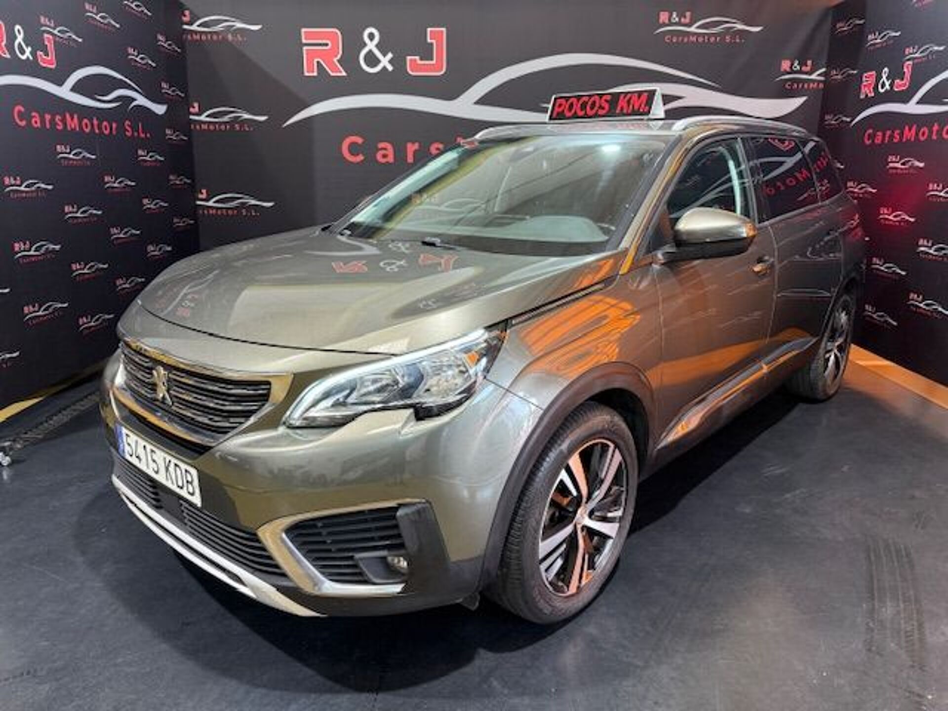 Imagen de PEUGEOT 5008