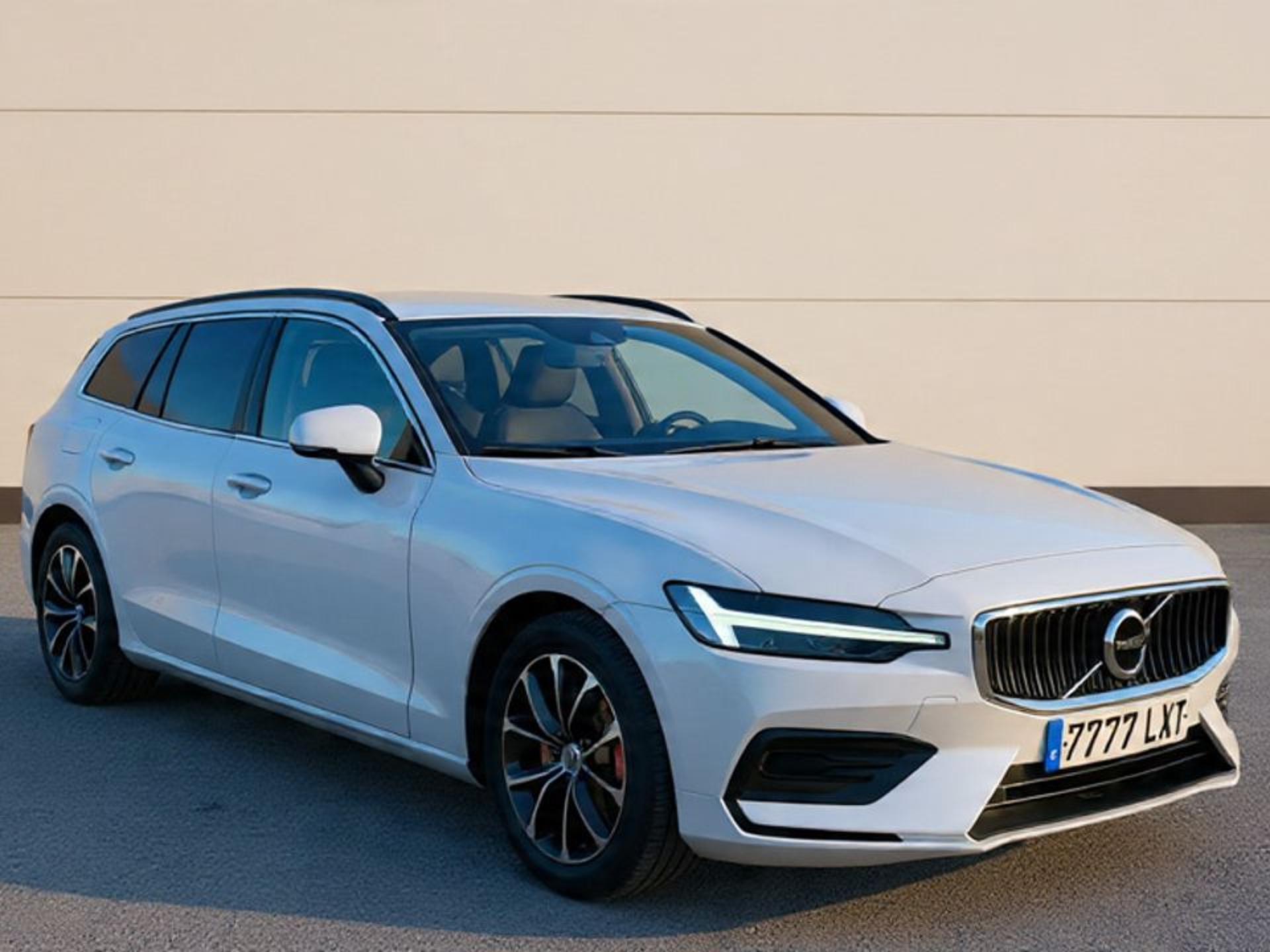 Imagen de VOLVO V60