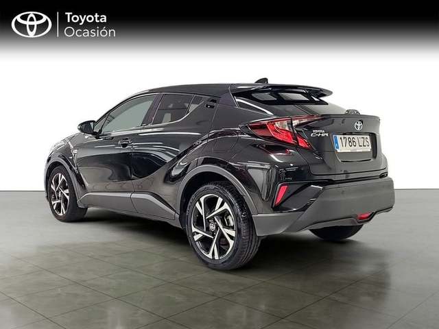 Foto del TOYOTA C-HR 125H Advance